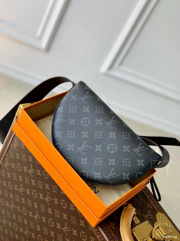 Cheap Moon VUITTON Crossbody LOUIS 0719